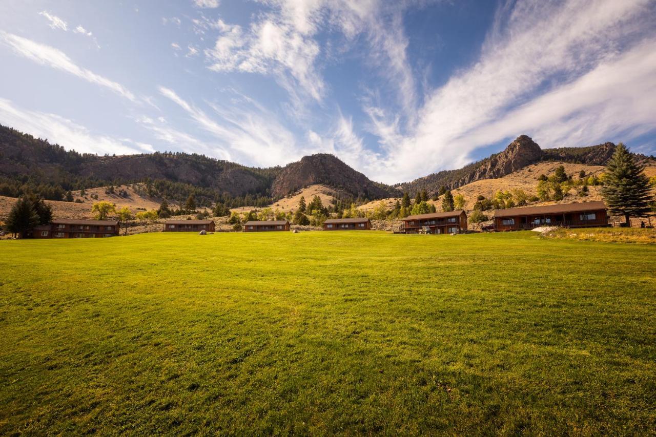 Twin Peaks Guest Ranch Villa Salmon Exterior photo